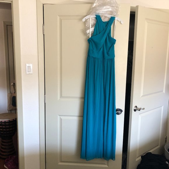 Unaltered David's Bridal High-Neck Mesh Crisscross Bridesmaid Dress Oasis - Picture 8 of 8